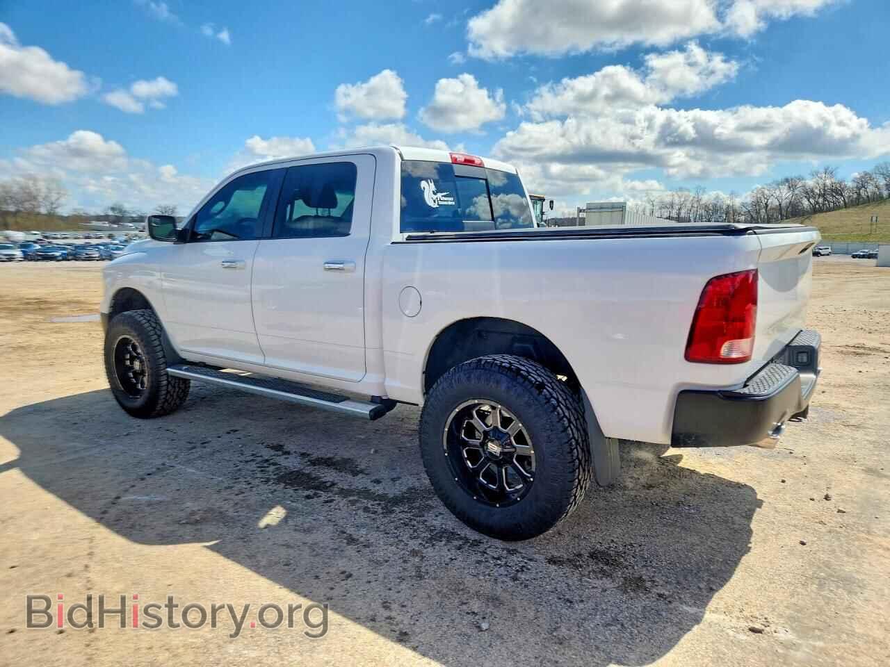 2015 RAM 1500 - VIN: 3C6RR7LT6FG597954 - Фото 2