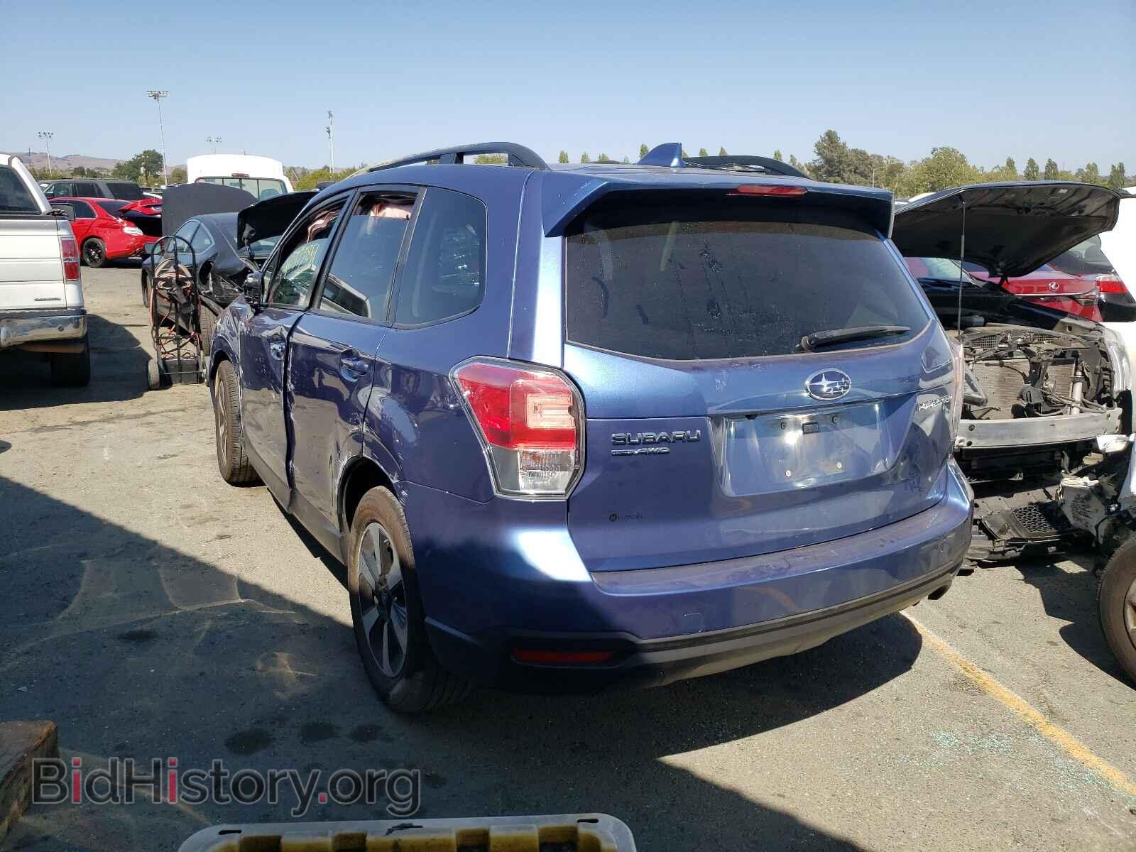2017 SUBARU FORESTER - VIN: JF2SJAECXHH585733 - Фото 3