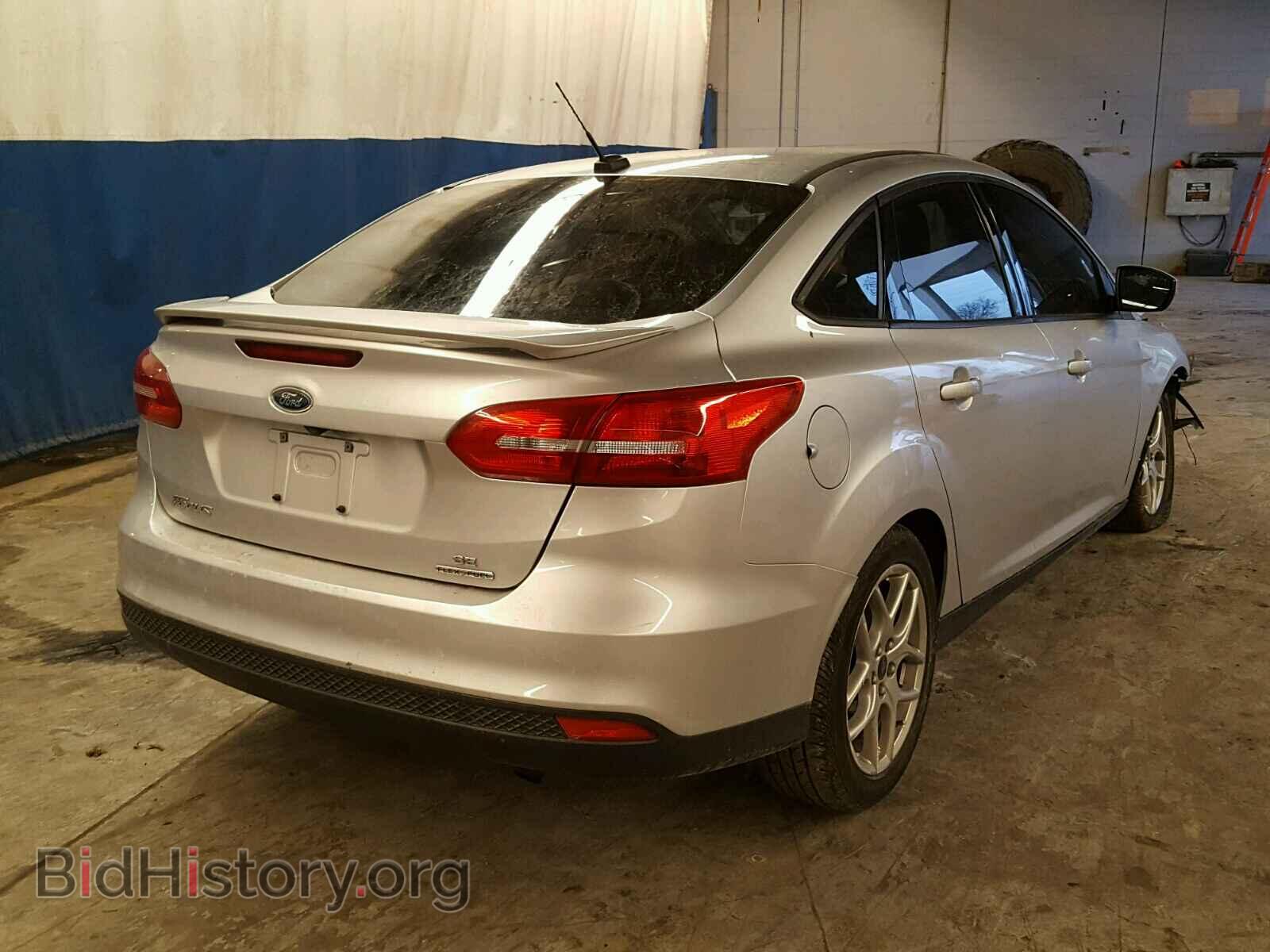 2015 FORD FOCUS - VIN: 1FADP3F2XFL327090 - Photo 4