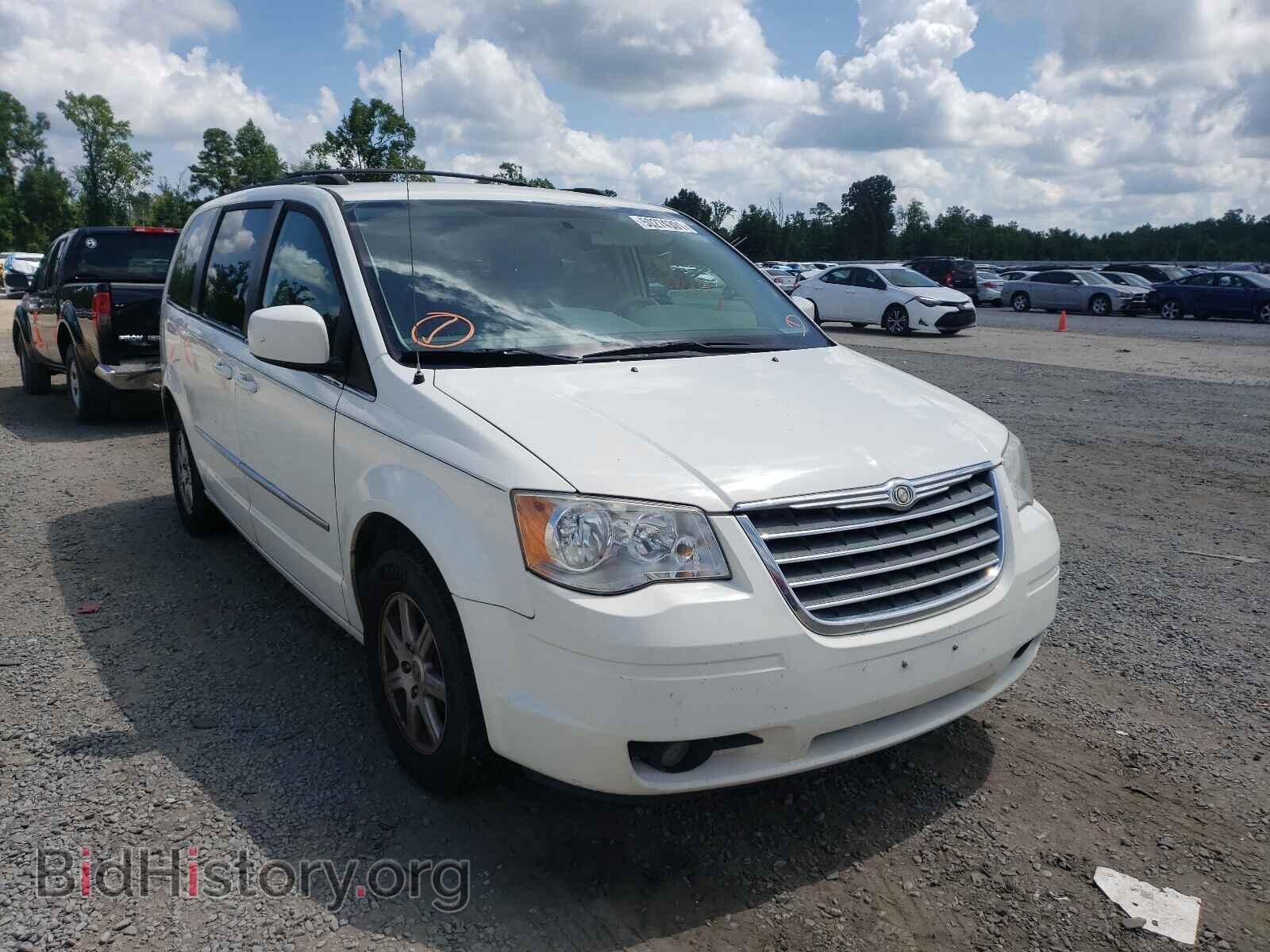 Photo 2A4RR5D1XAR235164 - CHRYSLER MINIVAN 2010