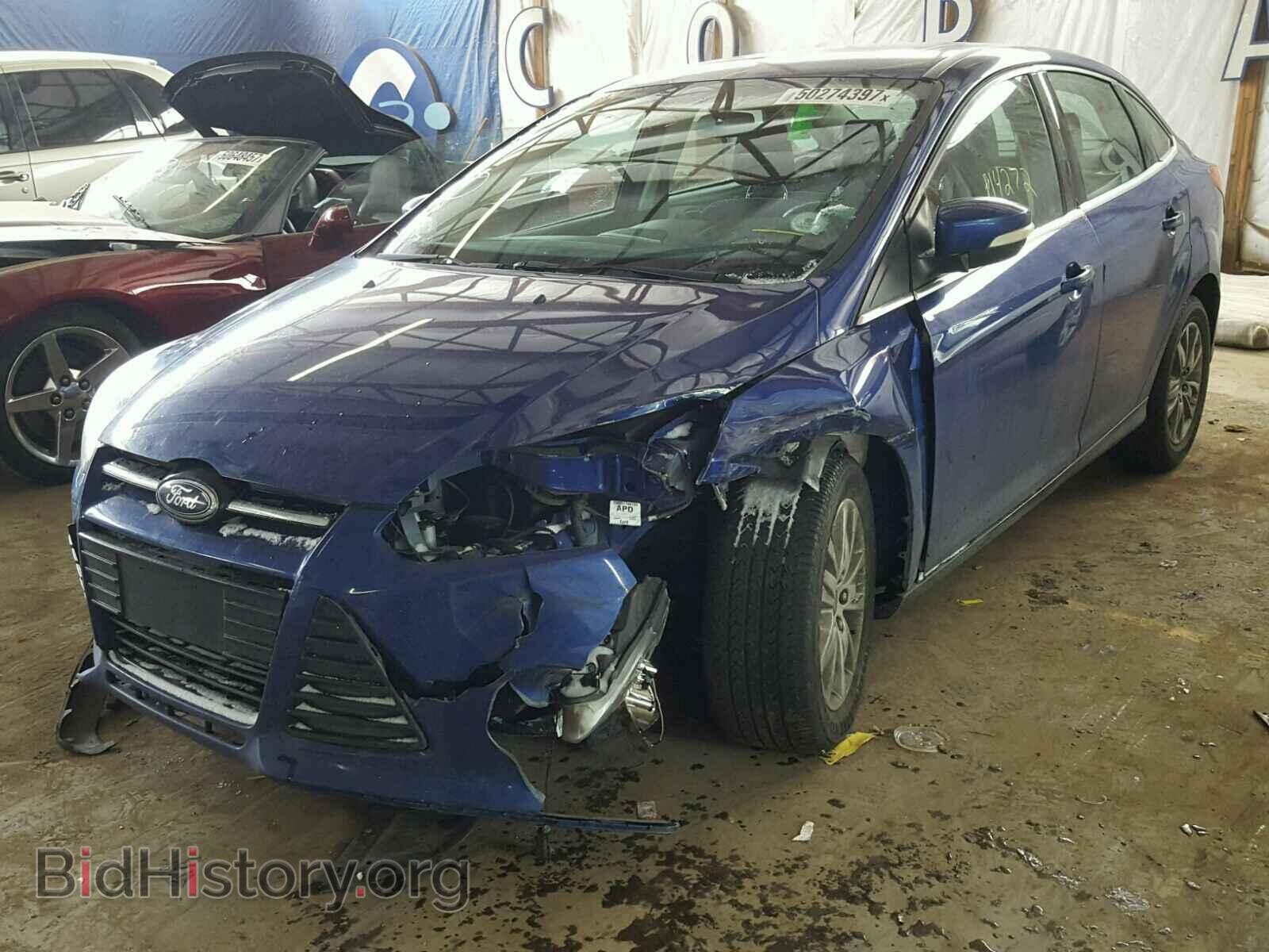 2012 Ford FOCUS (VIN 1FAHP3H27CL313464) — фото 2 из 10