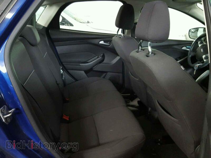 2012 Ford FOCUS (VIN 1FAHP3H27CL313464) — фото 6 из 10