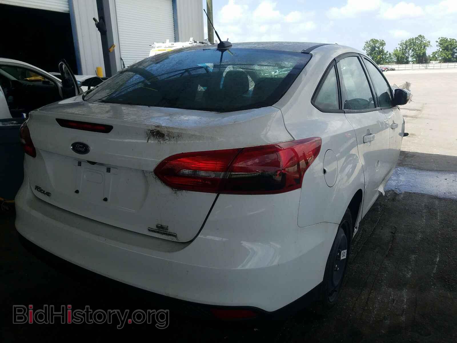 2016 FORD FOCUS - VIN: 1FADP3F20GL365820 - Photo 4