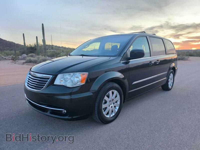 2014 Chrysler MINIVAN (VIN 2C4RC1BG6ER138766) — photo 2 of 10