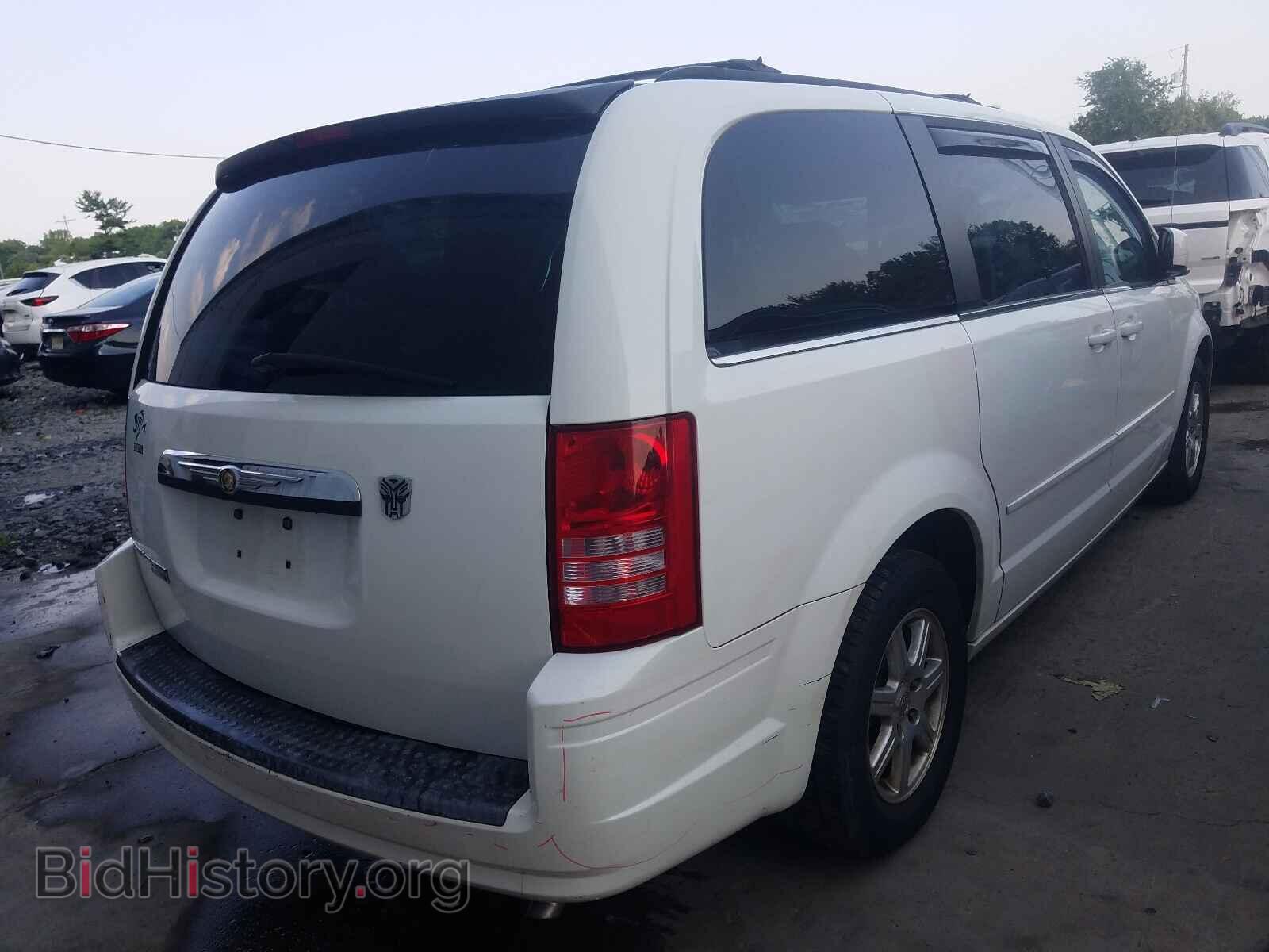 2008 CHRYSLER MINIVAN - VIN: 2A8HR54P48R121427 - Фото 4