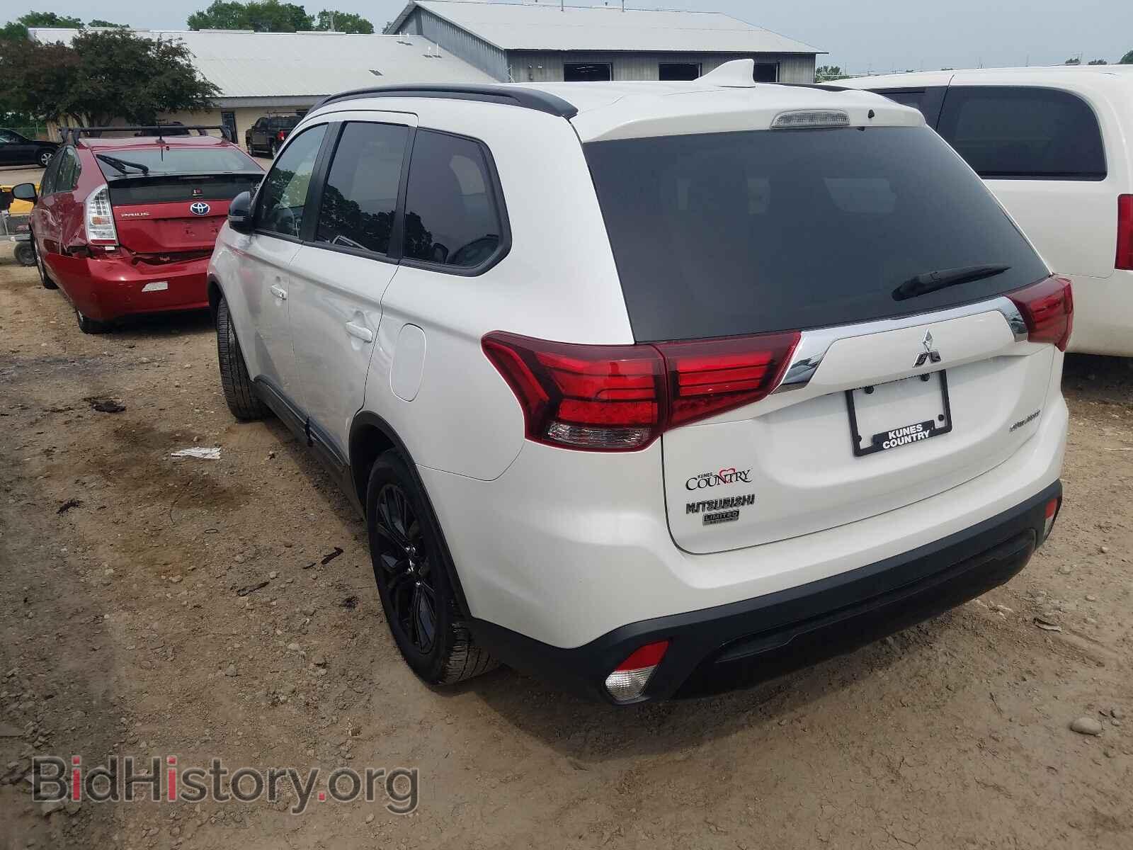 2019 MITSUBISHI OUTLANDER - VIN: JA4AD3A38KZ035283 - Фото 3