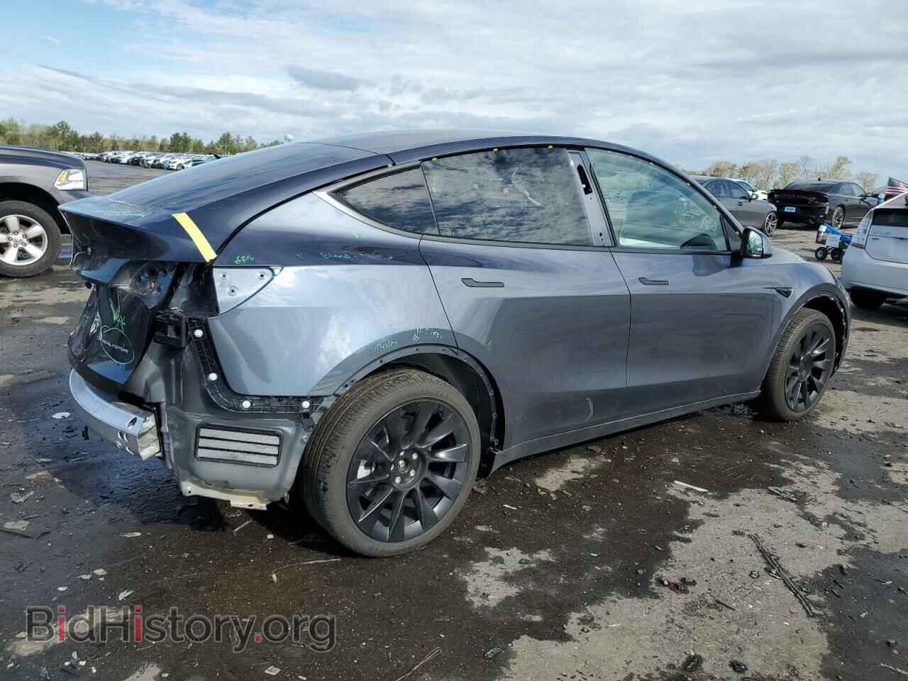 2024 TESLA MODEL Y - VIN: 7SAYGDEE3RA215199 - Фото 3