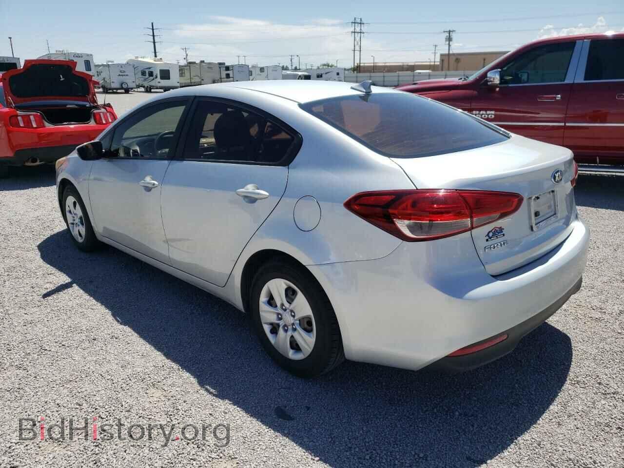 2017 KIA FORTE - VIN: 3KPFK4A78HE017770 - Фото 3