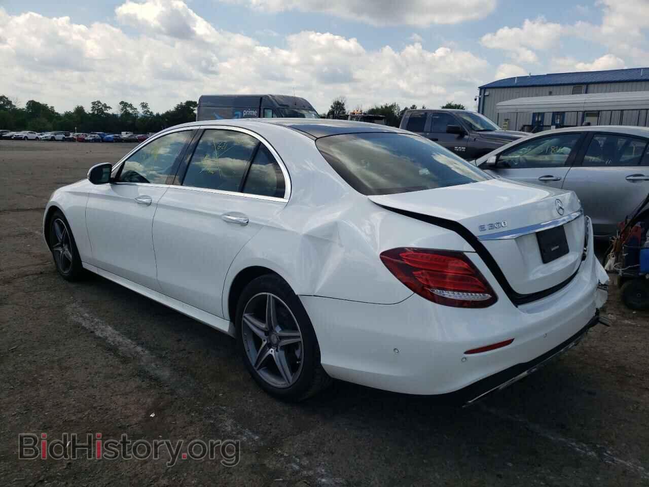 2017 MERCEDES-BENZ E-CLASS - VIN: WDDZF4KB0HA076633 - Фото 3