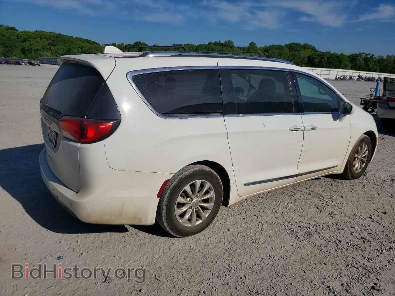 2018 CHRYSLER PACIFICA - VIN: 2C4RC1EG0JR355011 - Photo 3
