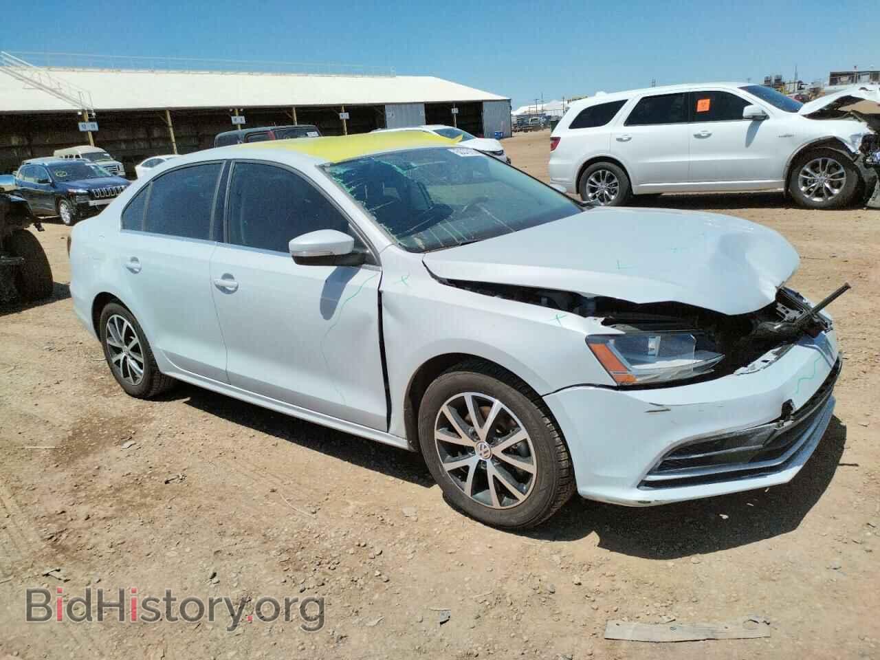 2017 VOLKSWAGEN JETTA - VIN: 3VWDB7AJ3HM414939 - Photo 4