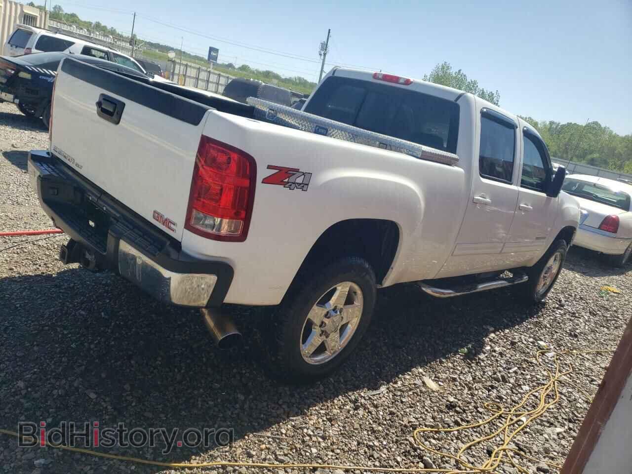 2011 GMC SIERRA - VIN: 1GT121C8XBF156021 - Фото 3