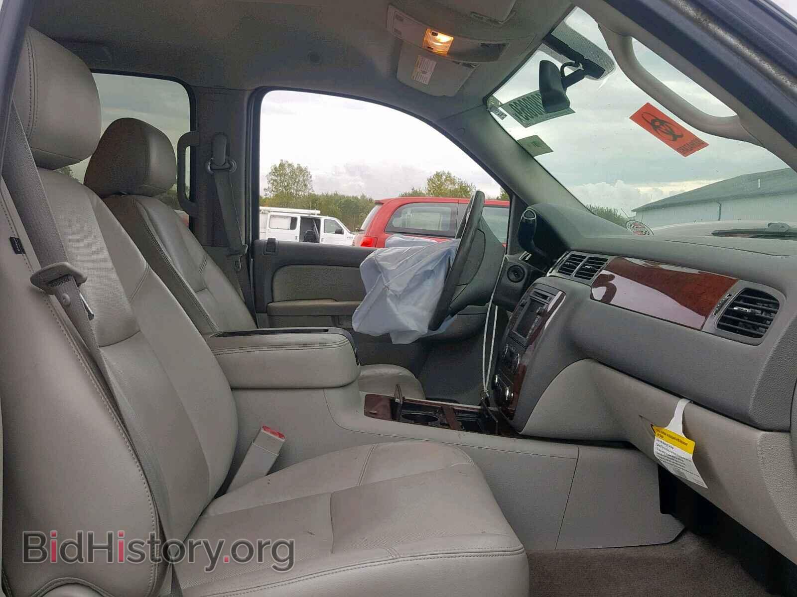 2011 CHEVROLET AVALANCHE - VIN: 3GNMCGE09BG143318 - Фото 5