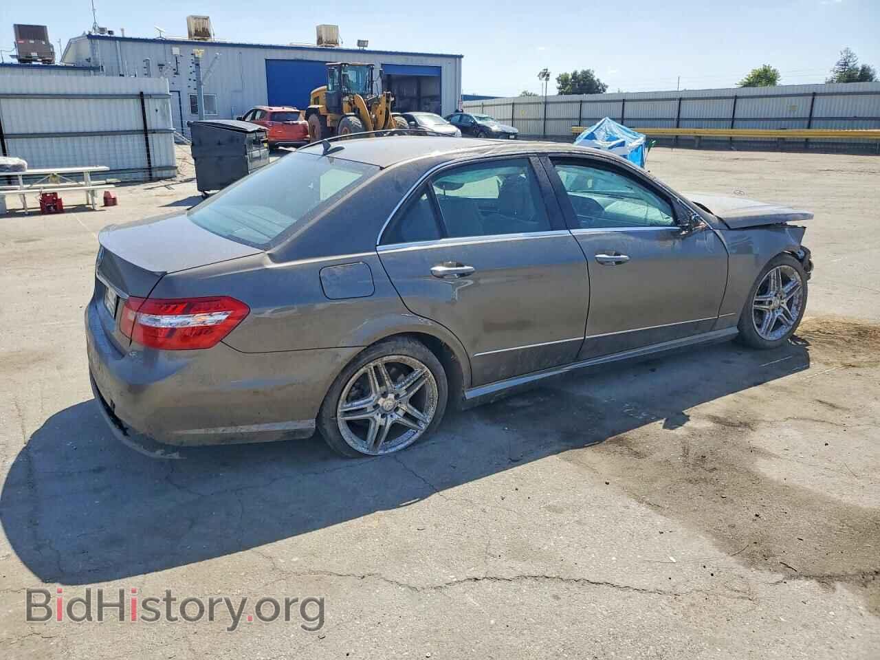 2013 MERCEDES-BENZ E-CLASS - VIN: WDDHF5KB2DA689073 - Photo 3