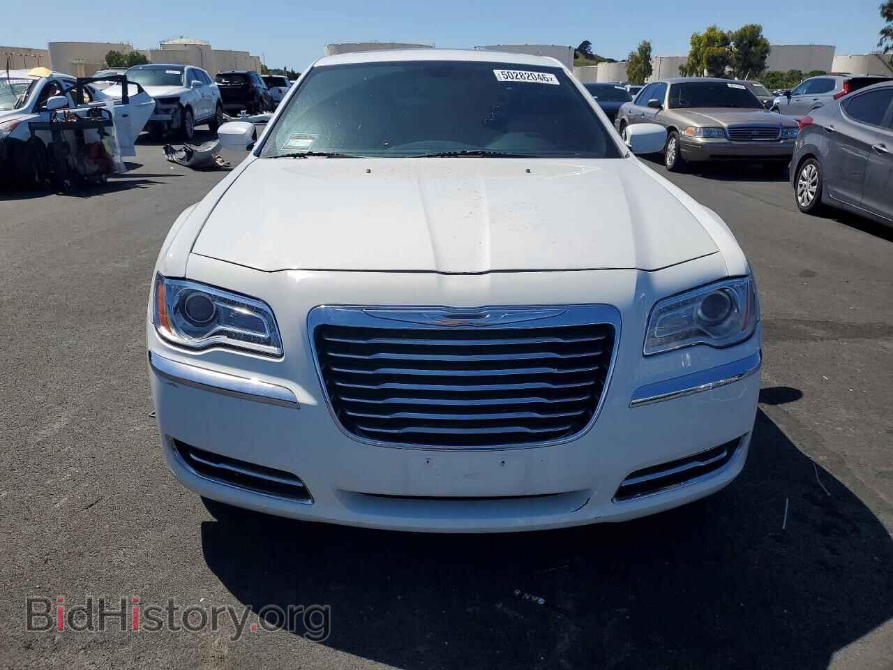 2014 CHRYSLER 300 - VIN: 2C3CCAAG3EH382618 - Фото 5