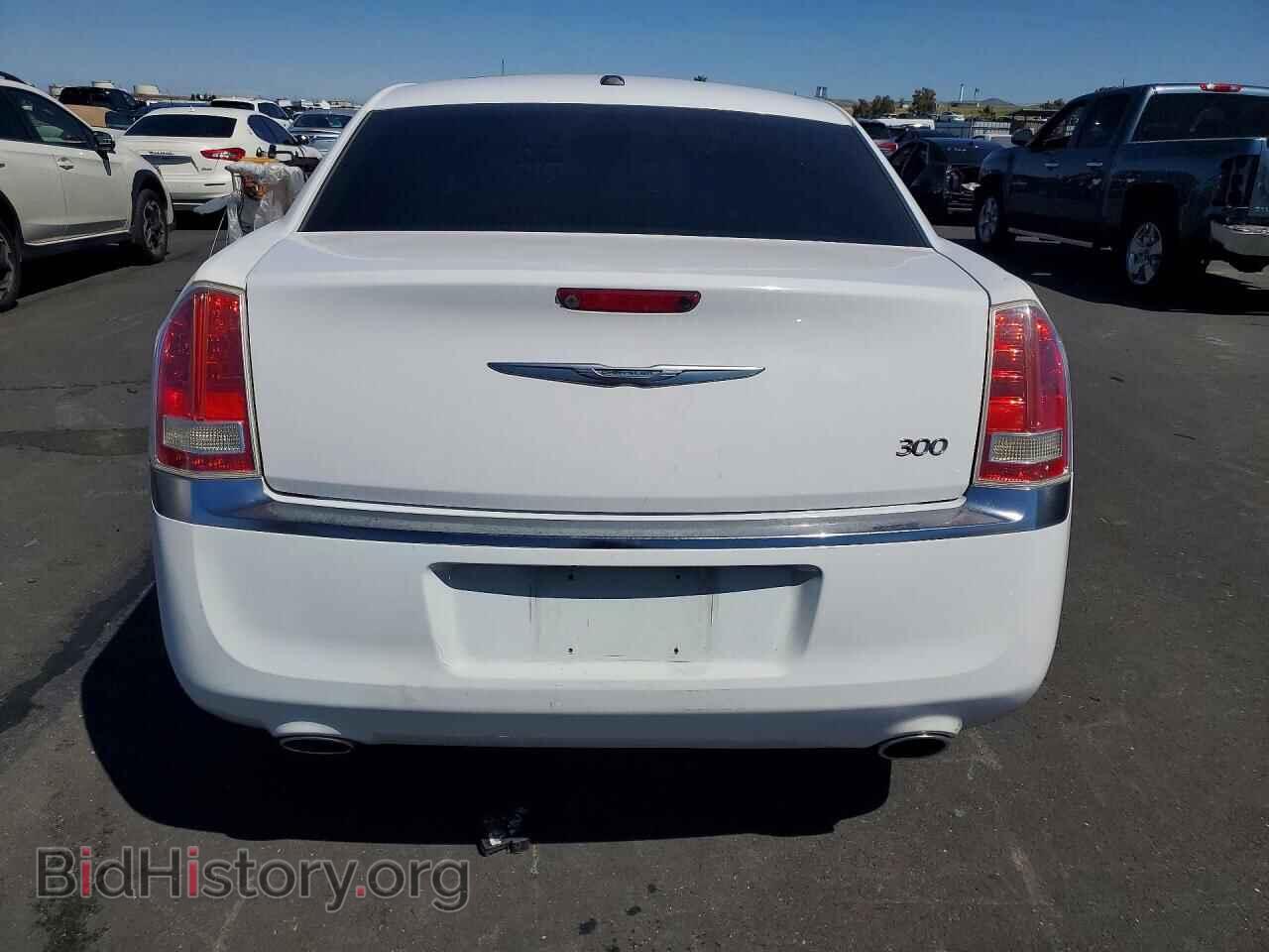2014 CHRYSLER 300 - VIN: 2C3CCAAG3EH382618 - Фото 6
