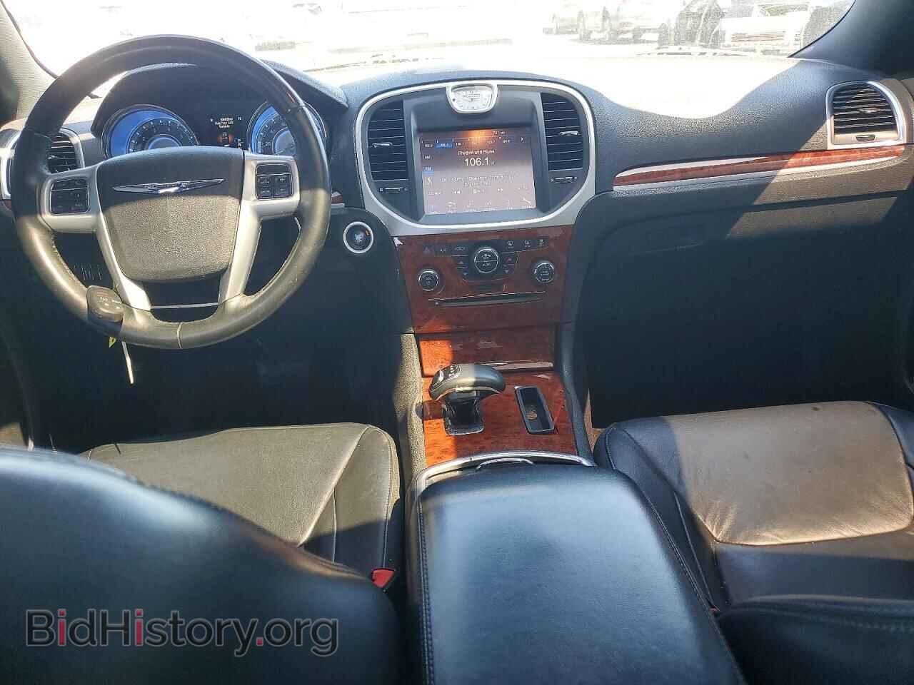 2014 CHRYSLER 300 - VIN: 2C3CCAAG3EH382618 - Фото 8
