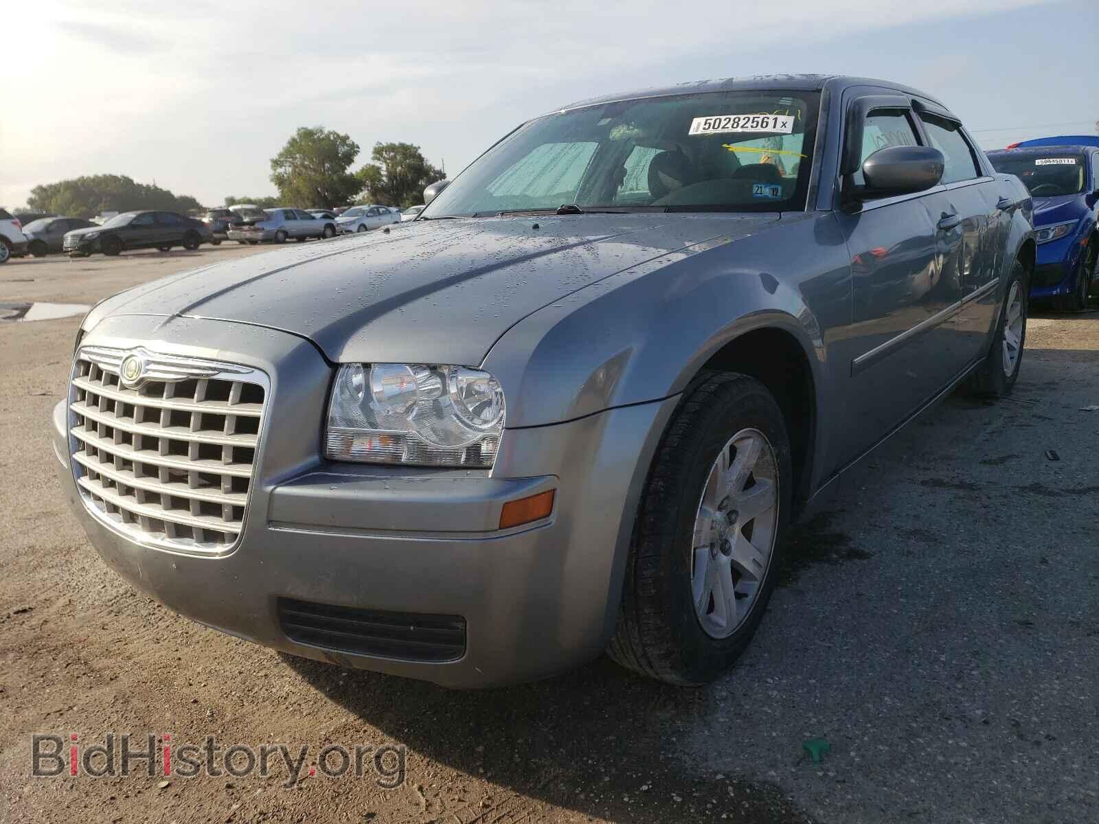 2007 CHRYSLER 300 - VIN: 2C3LA43R07H806409 - Фото 2