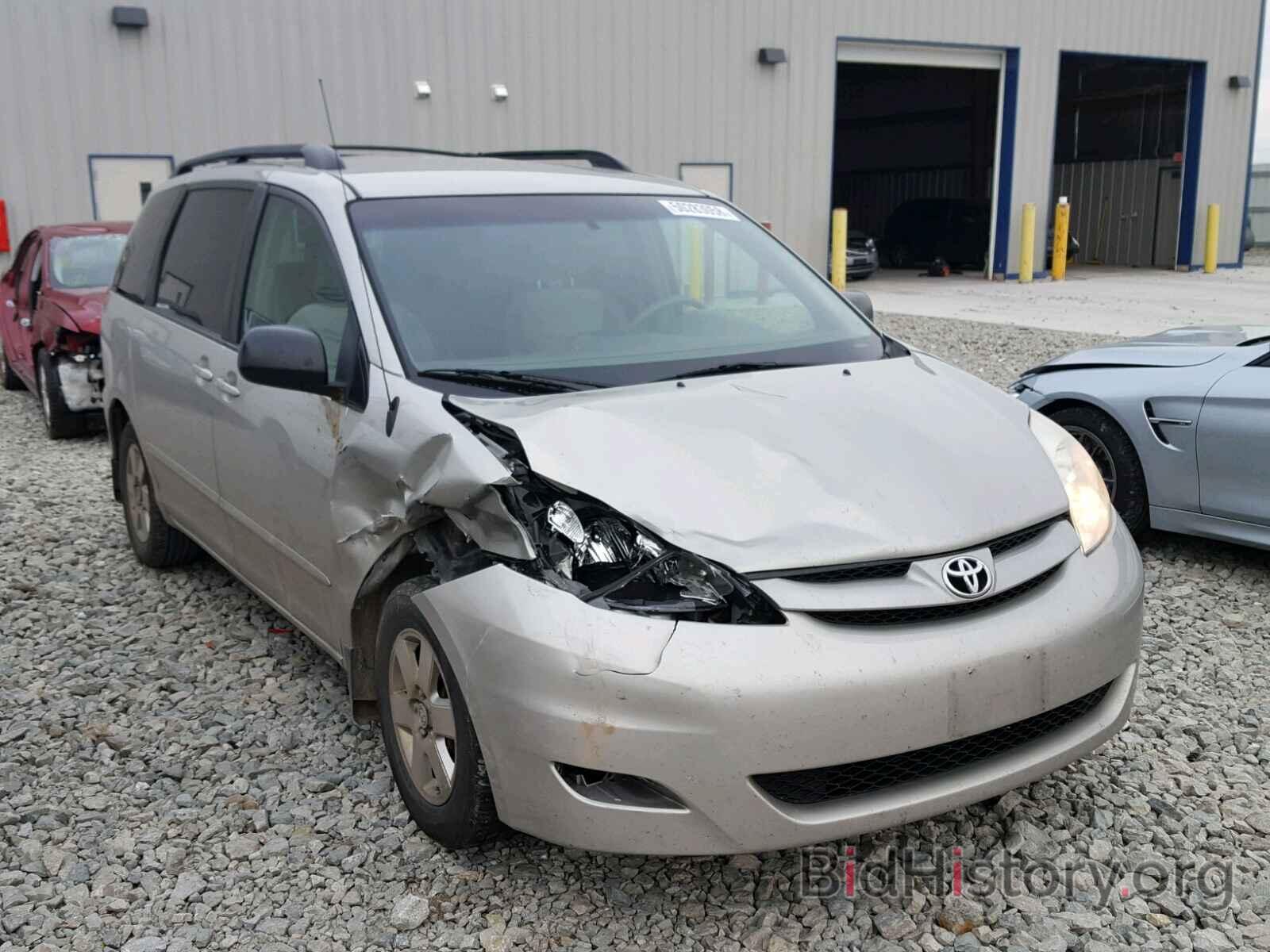 Photo 5TDZK23C27S079990 - TOYOTA SIENNA CE 2007