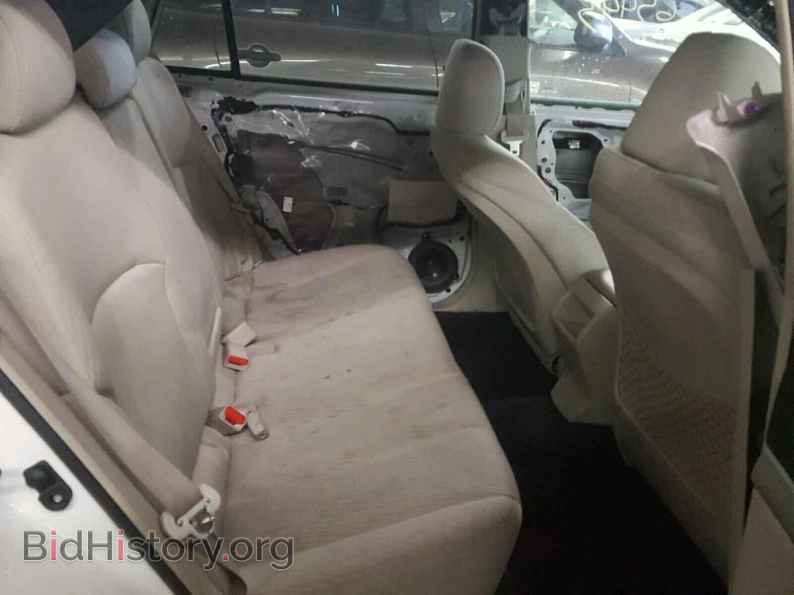 2011 SUBARU OUTBACK - VIN: 4S4BRBCC5B3424271 - Фото 6