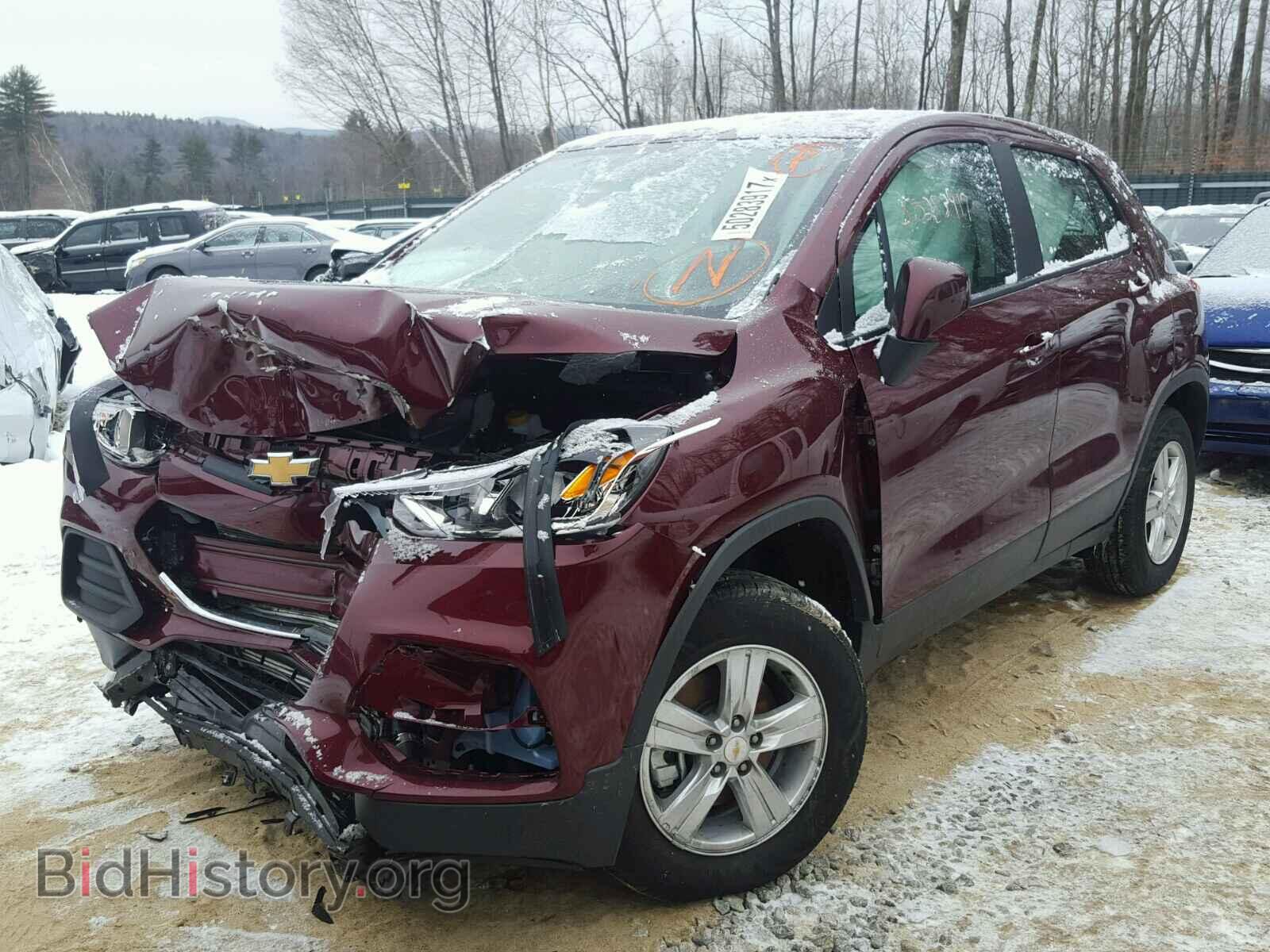2017 CHEVROLET TRAX - VIN: 3GNCJNSB0HL276190 - Фото 2