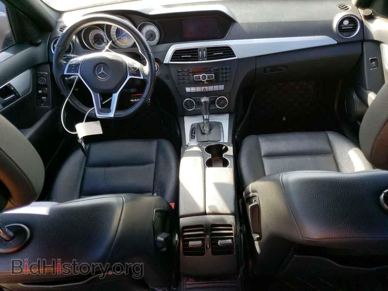 2012 MERCEDES-BENZ C-CLASS - VIN: WDDGF4HB3CA652321 - Фото 8