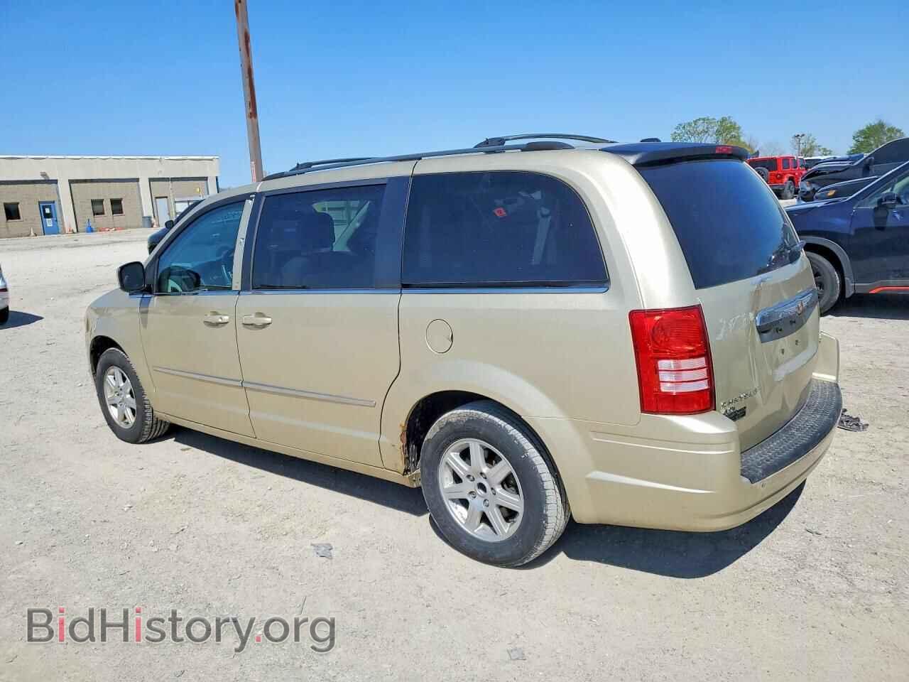 2010 CHRYSLER MINIVAN - VIN: 2A4RR8DX9AR321538 - Photo 2