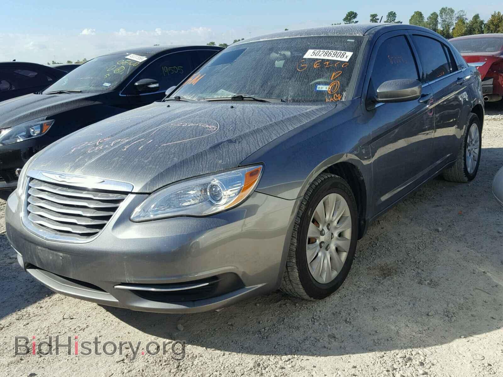 2012 CHRYSLER 200 - VIN: 1C3CCBAB0CN124782 - Фото 2