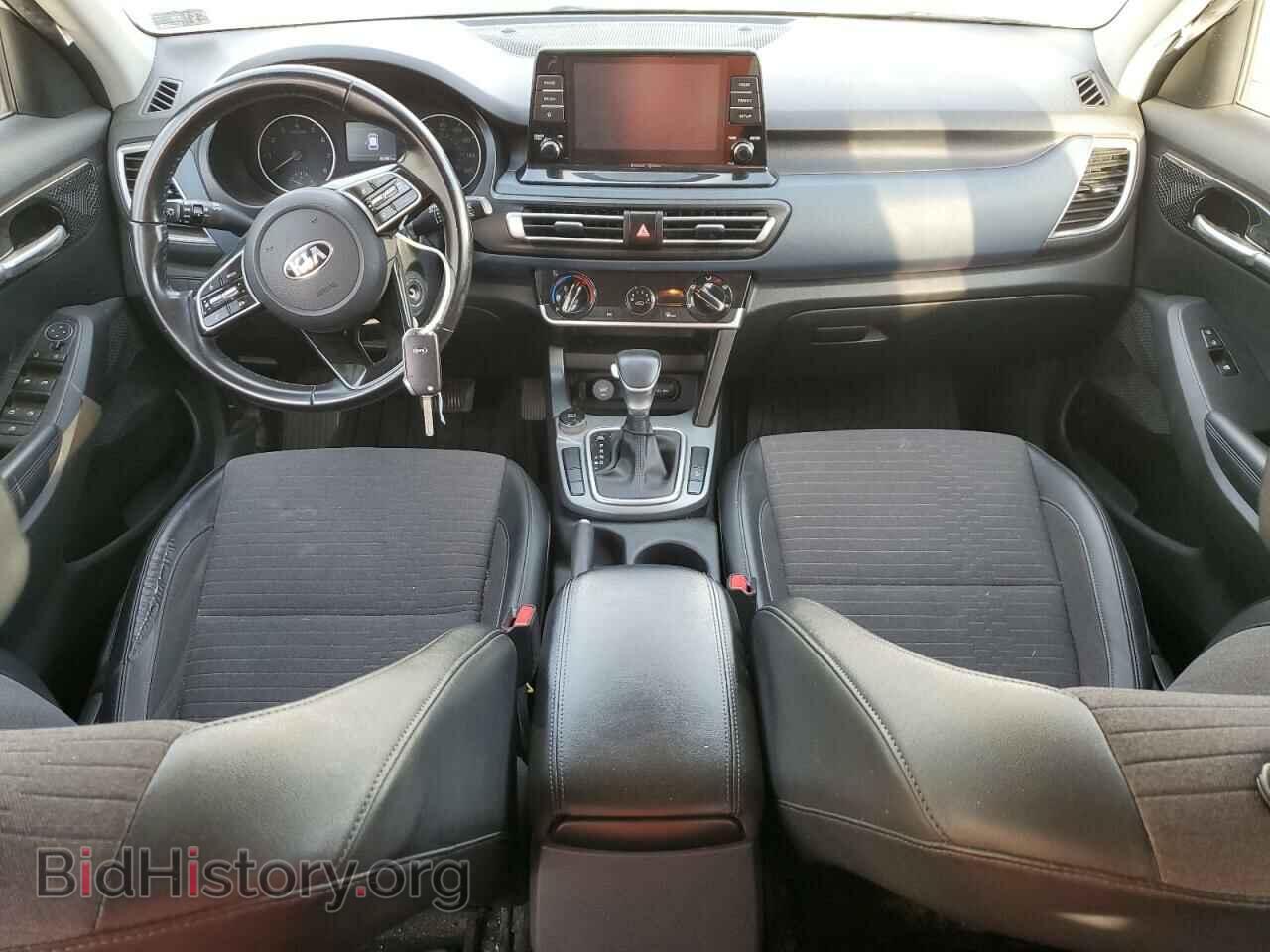 2021 KIA SELTOS - VIN: KNDEU2AA4M7111144 - Фото 8