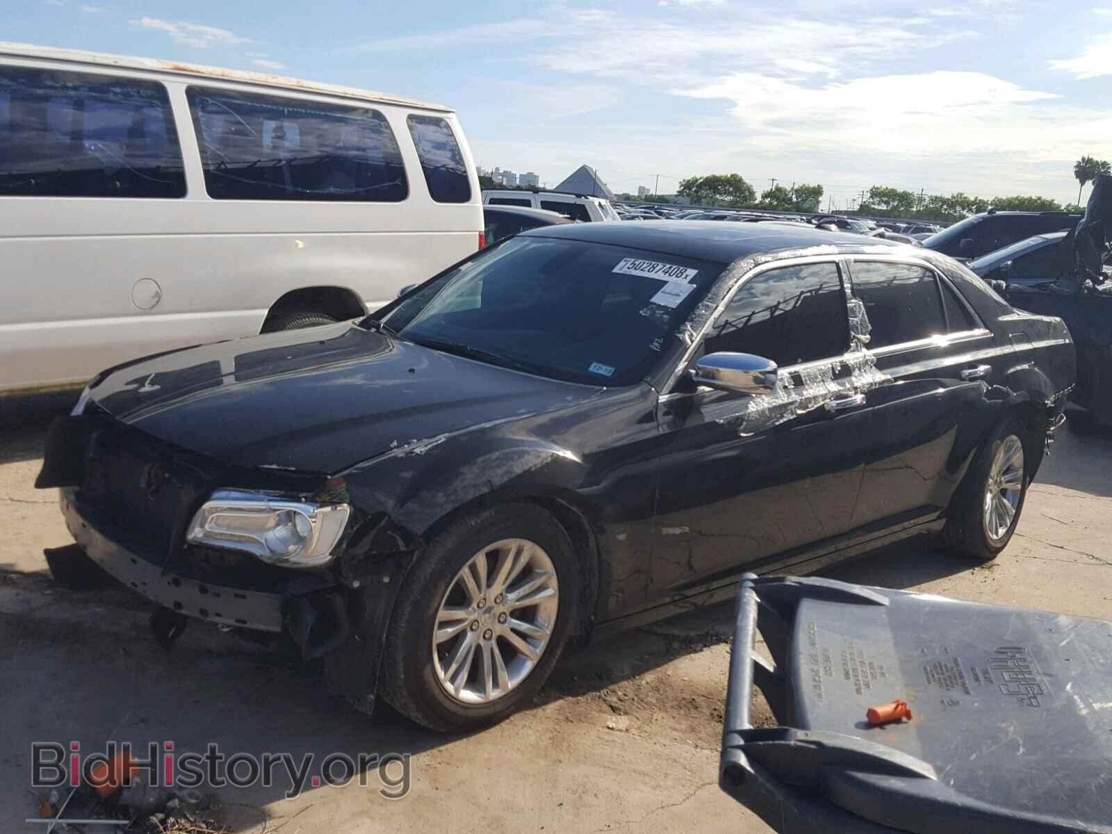 2016 CHRYSLER 300 - VIN: 2C3CCAEG3GH224129 - Фото 2