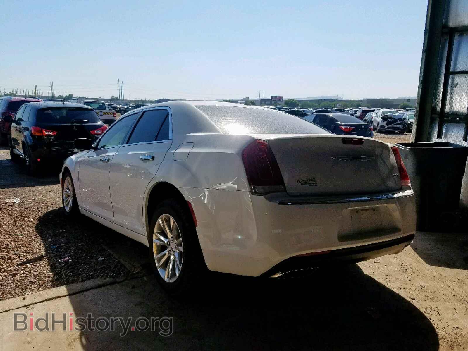2017 CHRYSLER 300 - VIN: 2C3CCAEG1HH596618 - Фото 3