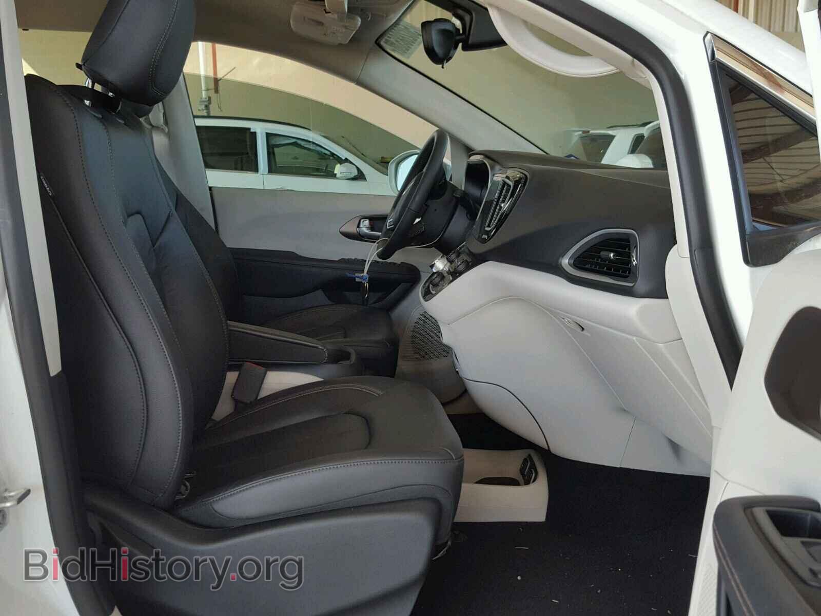 2017 CHRYSLER PACIFICA T - VIN: 2C4RC1BG0HR635493 - Photo 5