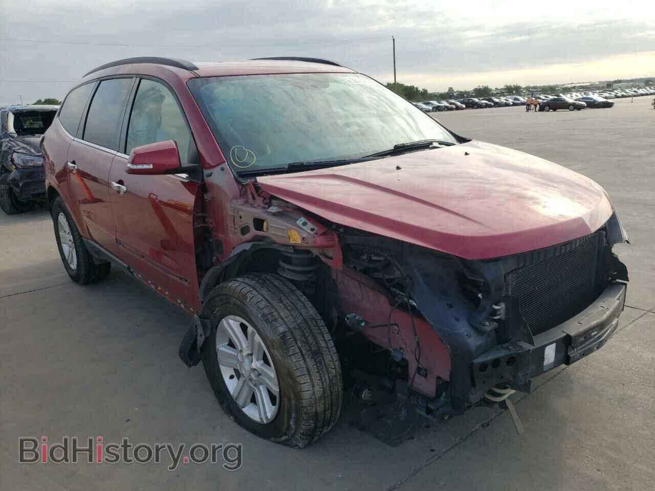 Фотография 1GNKRHKD9EJ117534 - CHEVROLET TRAVERSE 2014