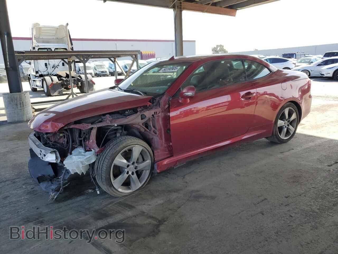 Photo JTHFE2C22A2502341 - LEXUS IS 2010