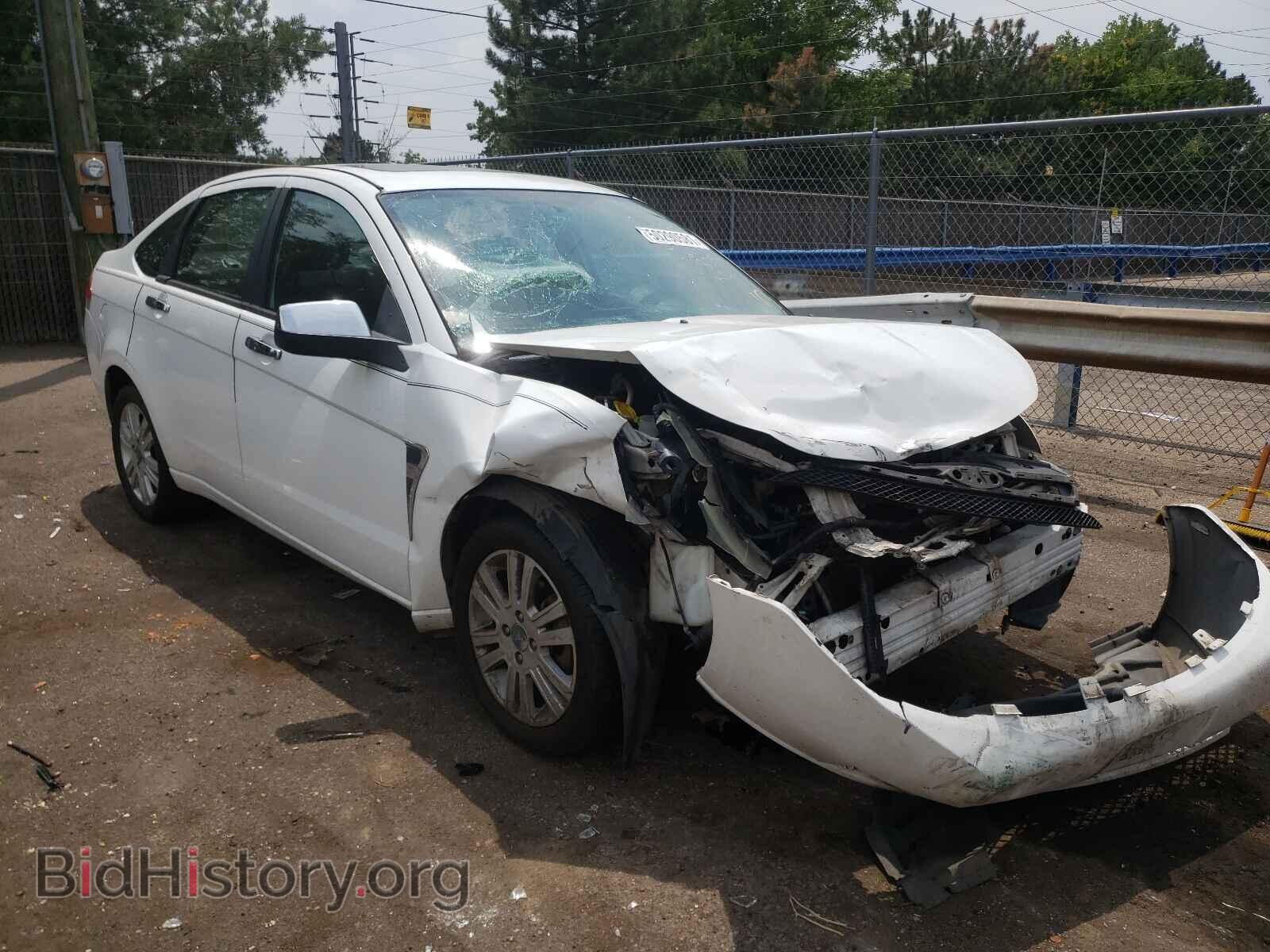 Photo 1FAHP35N88W183568 - FORD FOCUS 2008