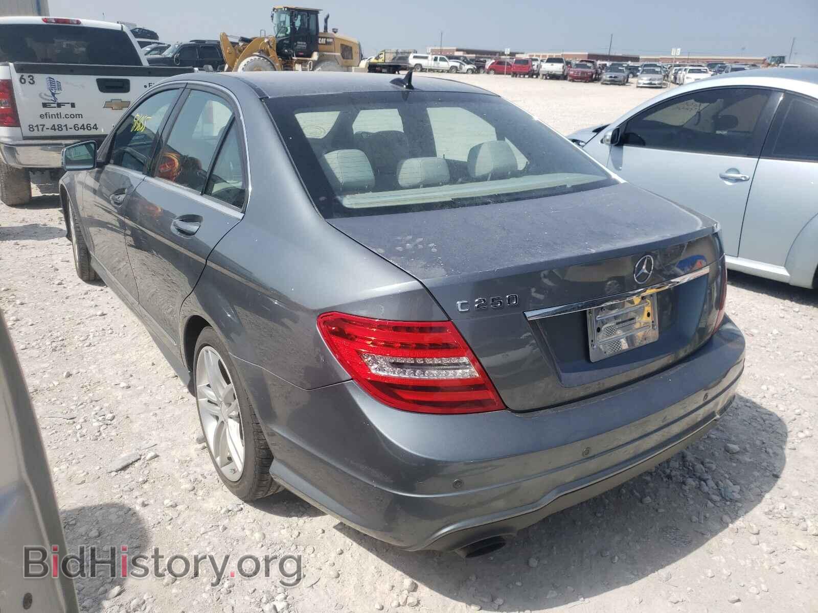 2012 MERCEDES-BENZ C-CLASS - VIN: WDDGF4HB2CR196314 - Фото 3