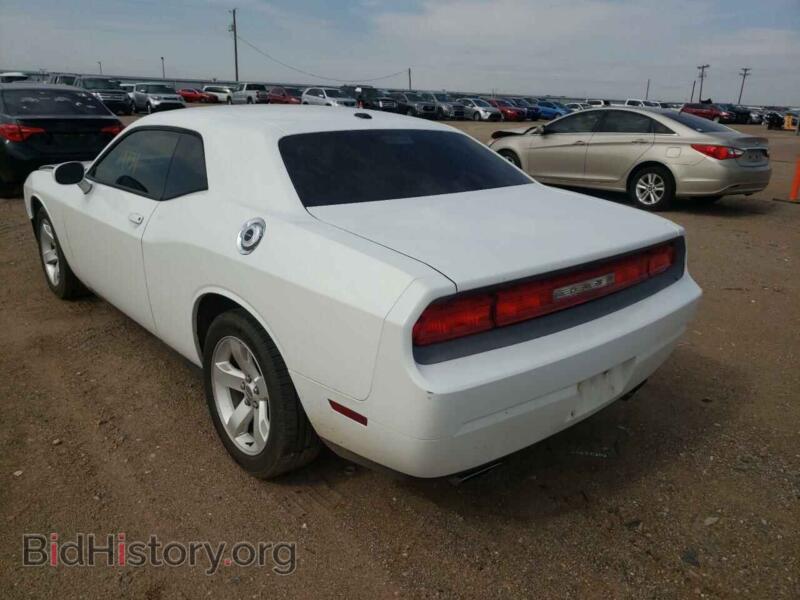 2012 Dodge CHALLENGER (VIN 2C3CDYAG8CH155637) — photo 3 of 10