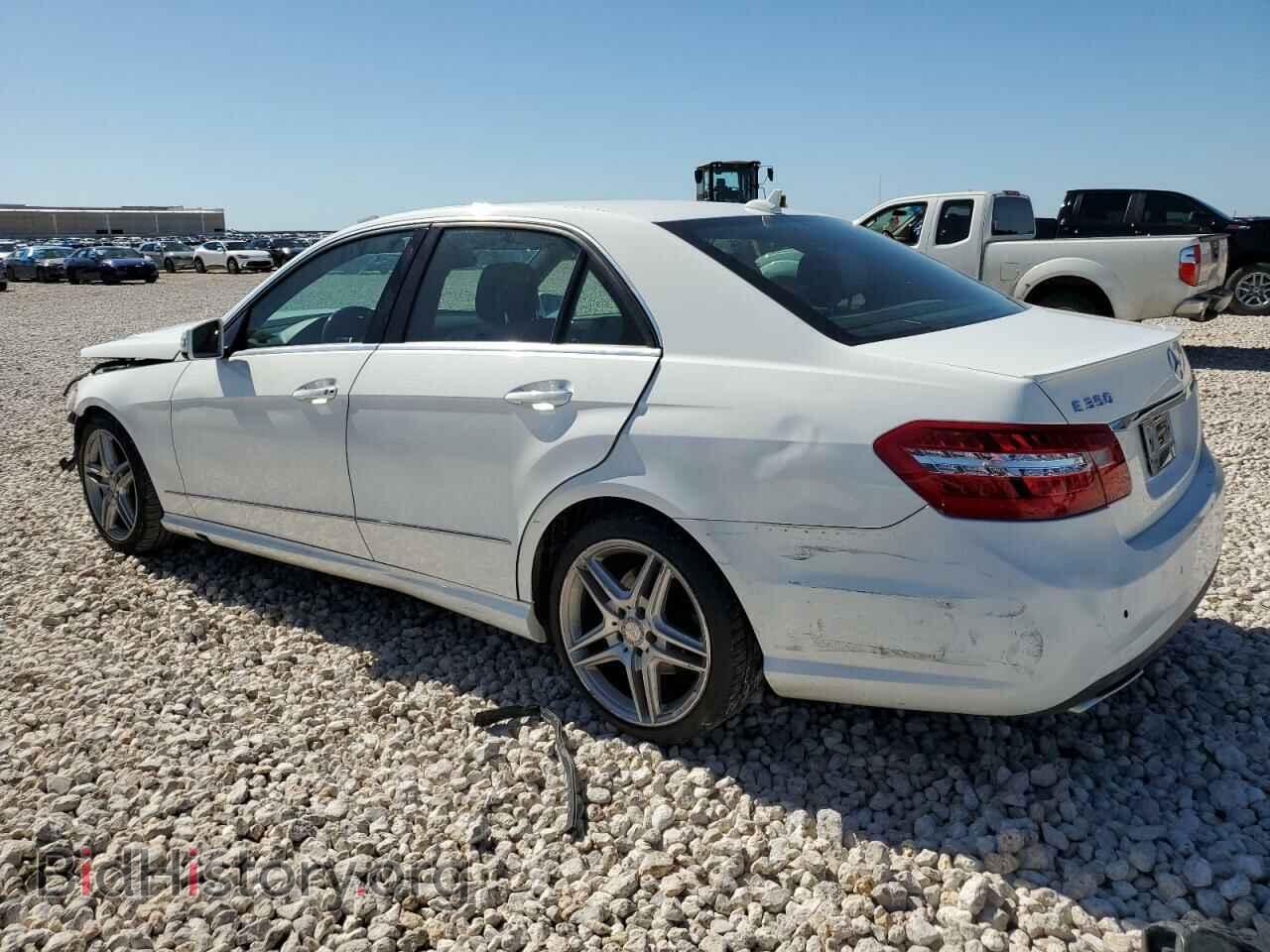2013 MERCEDES-BENZ E-CLASS - VIN: WDDHF5KB5DA727637 - Фото 2