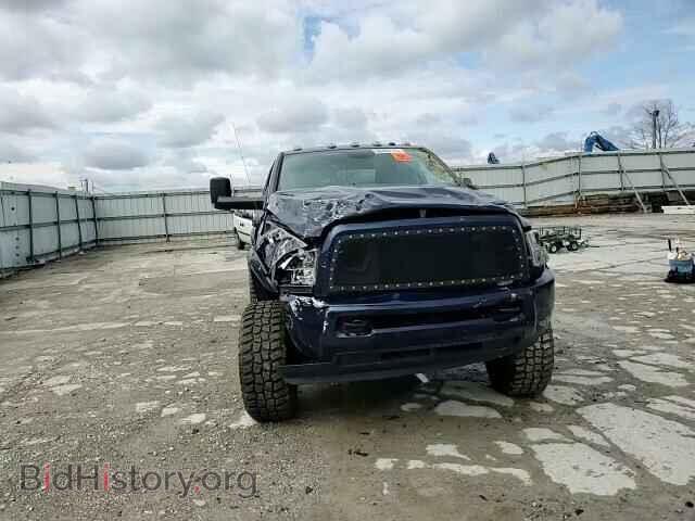 2018 RAM All Models - VIN: 3C6UR5CL5JG313477 - Photo 10