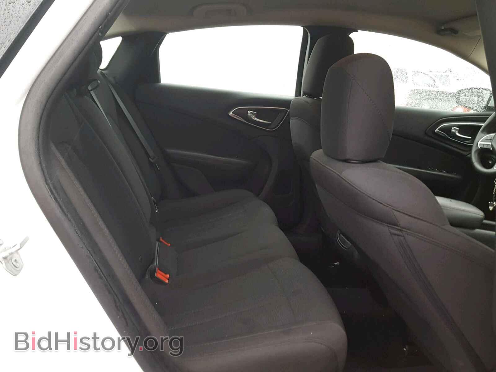 2016 CHRYSLER 200 - VIN: 1C3CCCAB8GN120457 - Фото 6