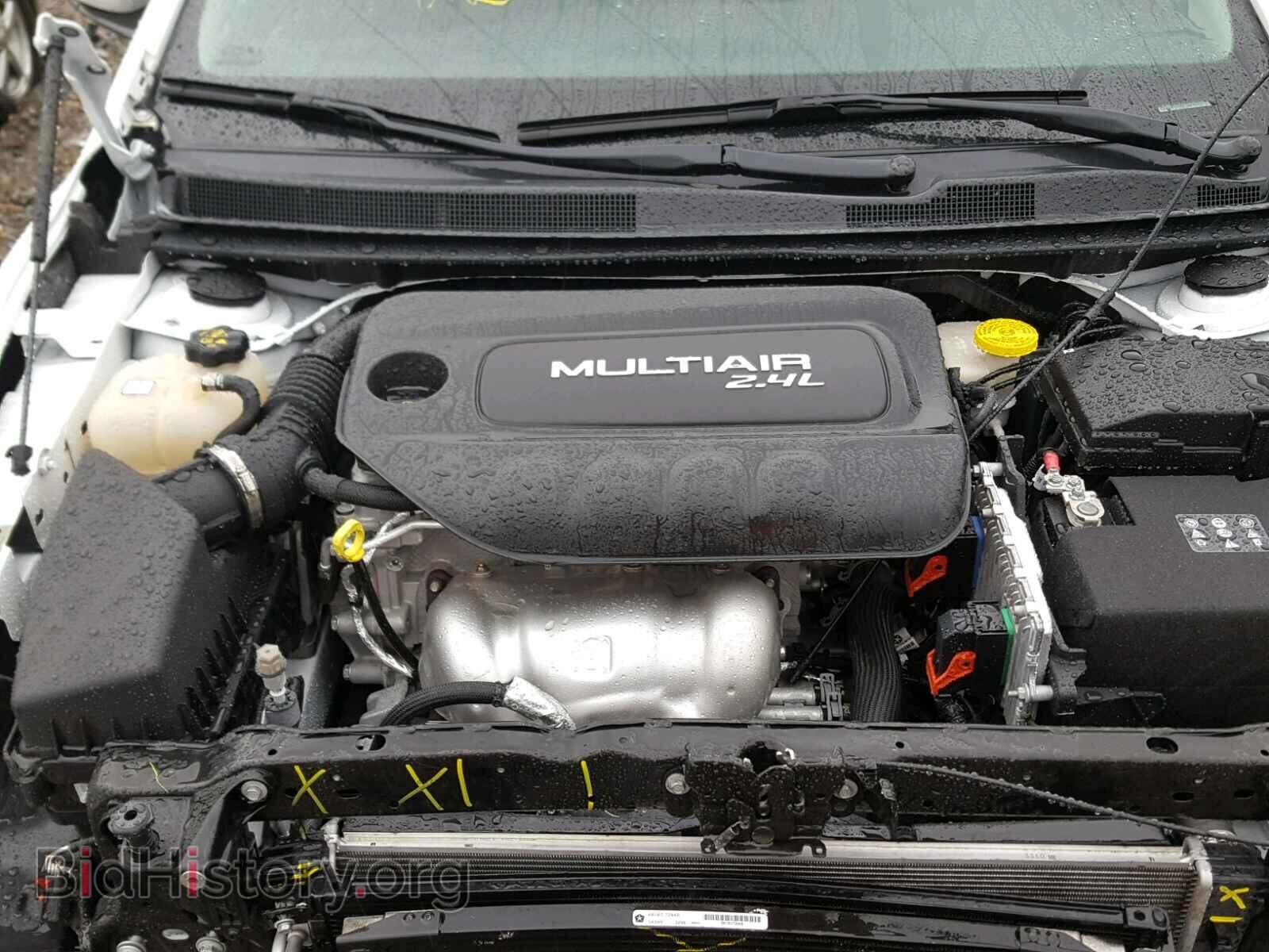 2016 CHRYSLER 200 - VIN: 1C3CCCAB8GN120457 - Фото 7