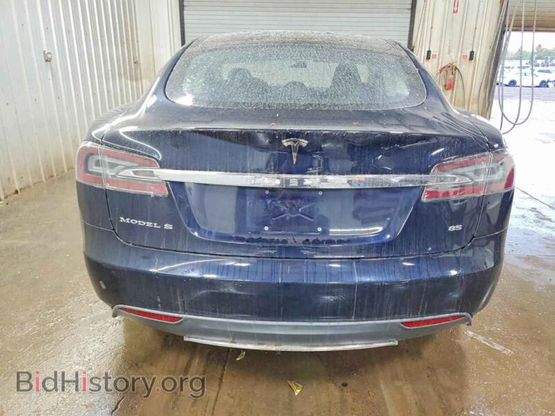 2013 Tesla MODEL S (VIN 5YJSA1CN2DFP14528) — фото 6 из 13