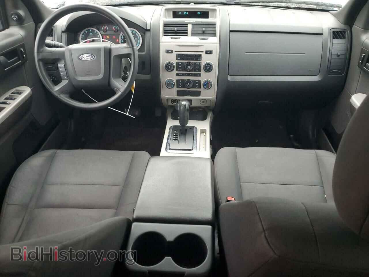 2011 FORD ESCAPE - VIN: 1FMCU0D78BKA63648 - Фото 8