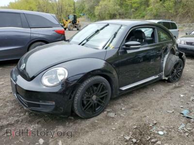2012 Volkswagen BEETLE, черный — VIN 3VWJP7AT3CM623385, Copart