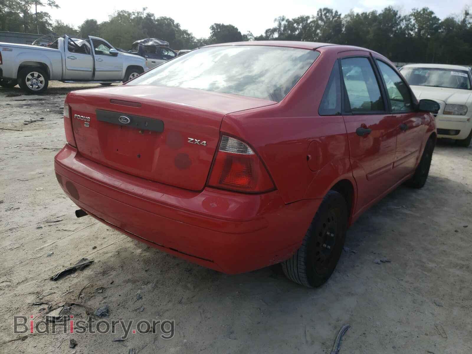 2006 FORD FOCUS - VIN: 1FAFP34N16W206789 - Фото 4