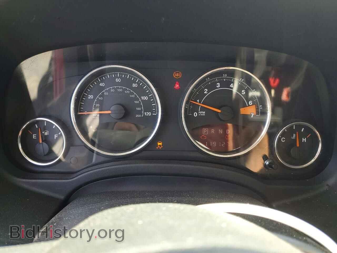 2014 JEEP COMPASS - VIN: 1C4NJCEA3ED764060 - Фото 9