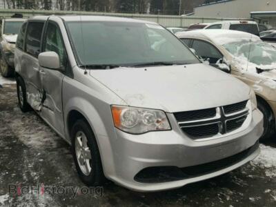 2011 Dodge CARAVAN Grand Cara, серебристый — VIN 2D4RN3DG0BR647592, Copart