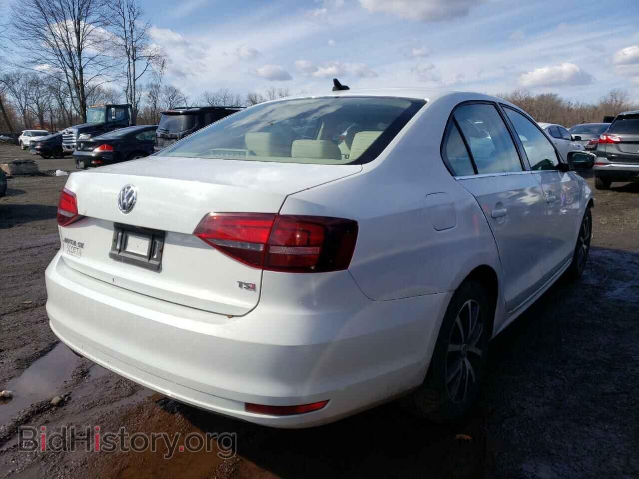 2017 VOLKSWAGEN JETTA - VIN: 3VWDB7AJ2HM393033 - Фото 3