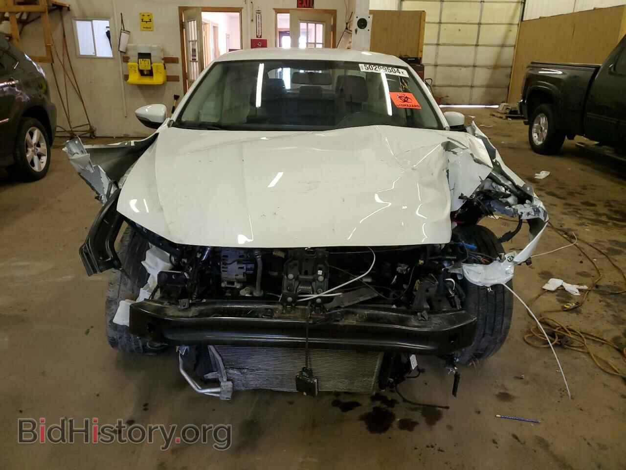 2018 VOLKSWAGEN PASSAT - VIN: 1VWAA7A34JC014676 - Фото 5
