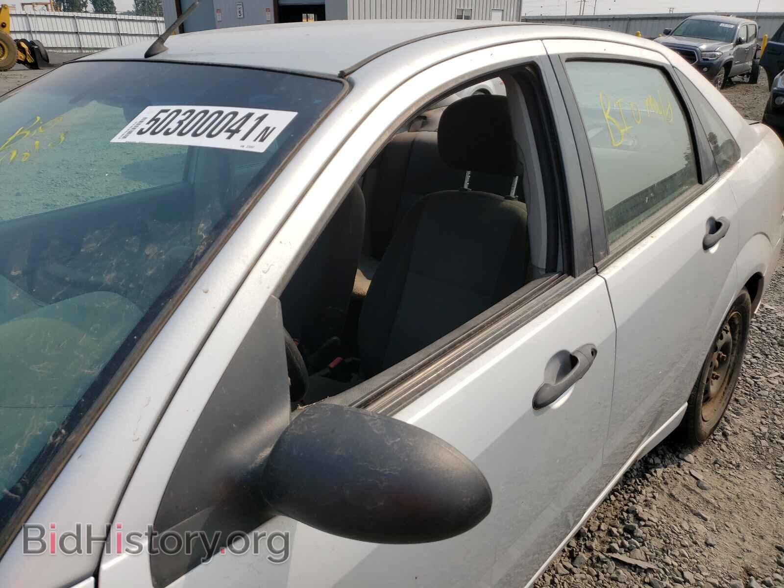 2006 FORD FOCUS - VIN: 1FAFP34N86W226537 - Фото 9